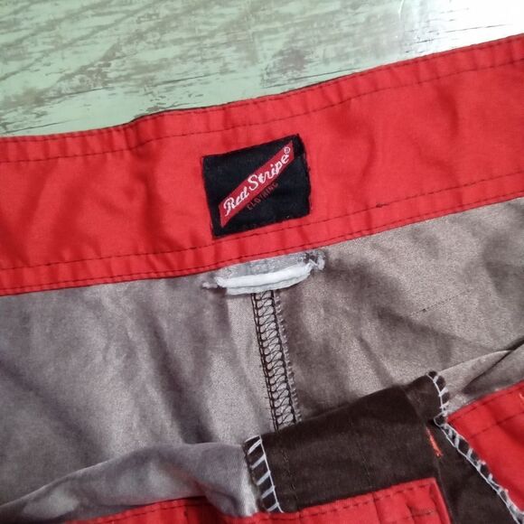 Red Stripe Men's Boardshorts Swimsuit Brown Red White Size 38 Waist Velcro - Picture 3 of 14